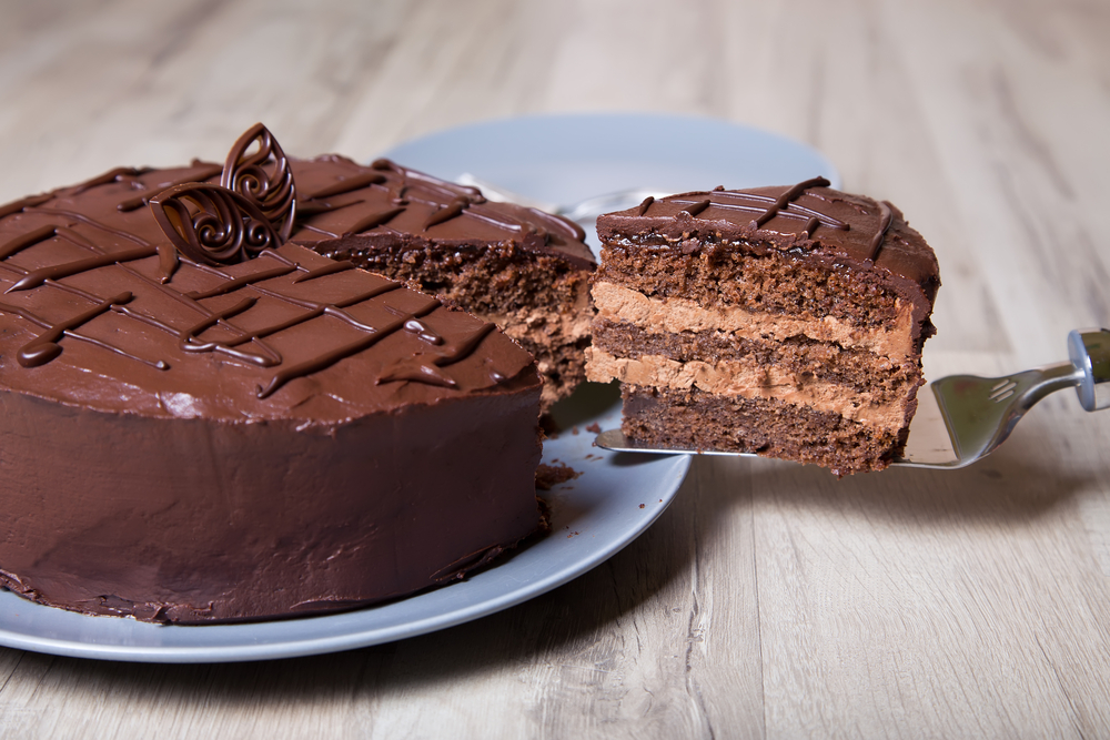 Как приготовить торт на день рождения: лучшие рецепты и советы