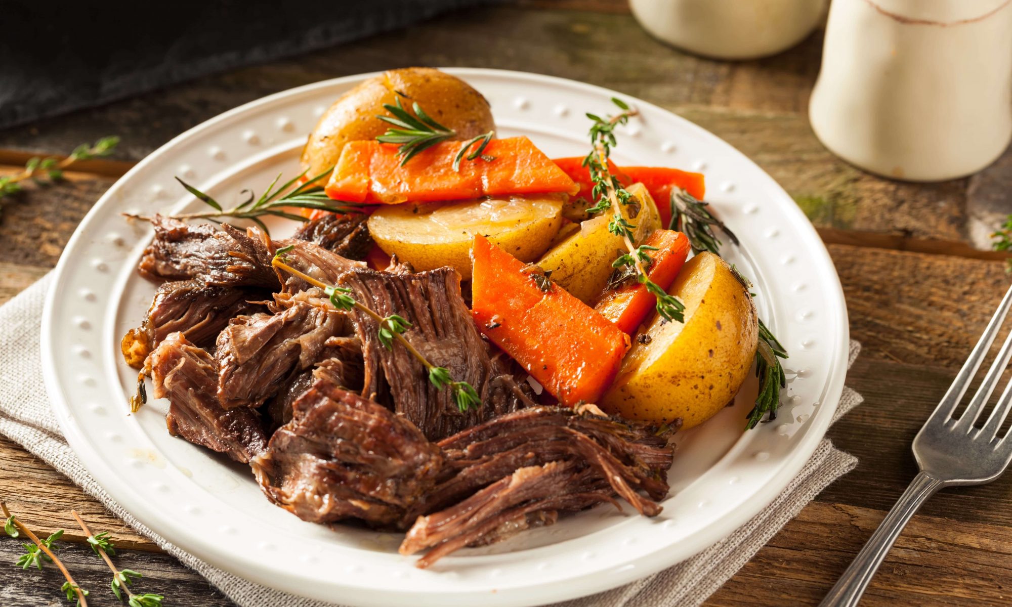 Пряная говядина с картошкой и морковью