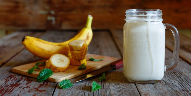 Банановый молочный коктейль рецепт