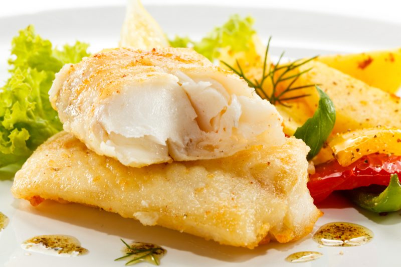 Как вкусно приготовить рыбу в духовке: простые рецепты и секреты