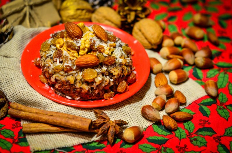 Приготовить кутью на поминки с медом. Кутья поминальная. Кутья поминальная рис. Кутья поминальная рецепт. Кутья из риса.