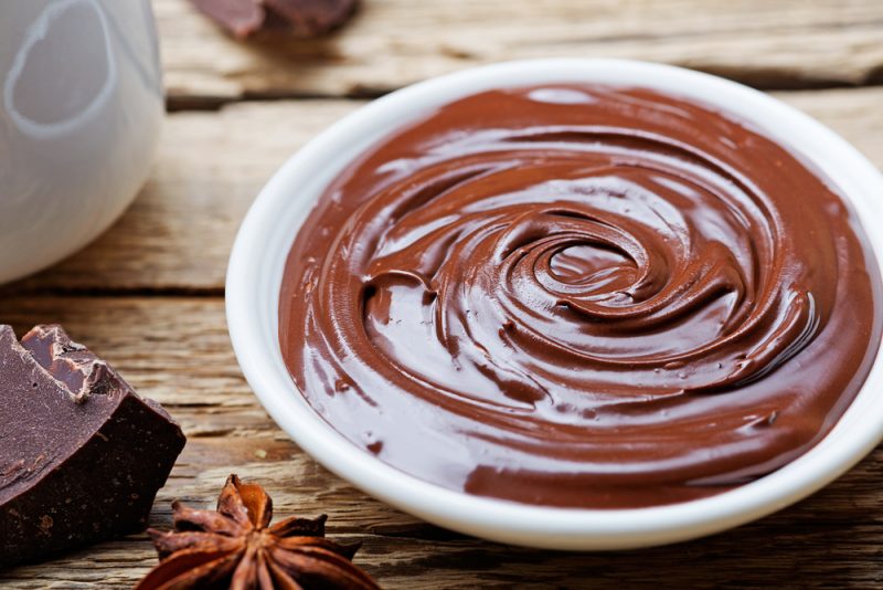 Как приготовить: Шоколадный масляный крем — рецепт и советы от Бабушки Эммы