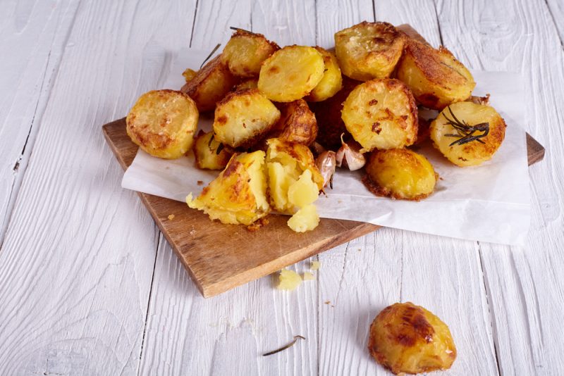 Картошка в рукаве в духовке рецепт