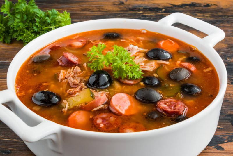 Как приготовить суп солянку: самый вкусный рецепт и секреты приготовления | Название сайта