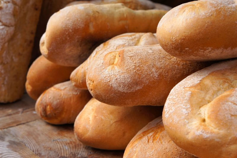 Пшеничный хлеб на пшеничной закваске в духовке
