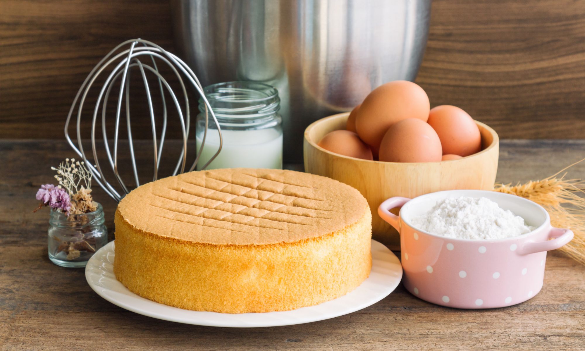 Рецепты с использованием яиц, муки и сахара: 10 вариантов приготовления