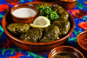 Армянская долма | Рецепт | Идеи для блюд, Грузинская кухня, Армянская еда