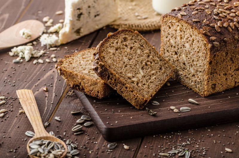 Как приготовить ржано-пшеничный хлеб