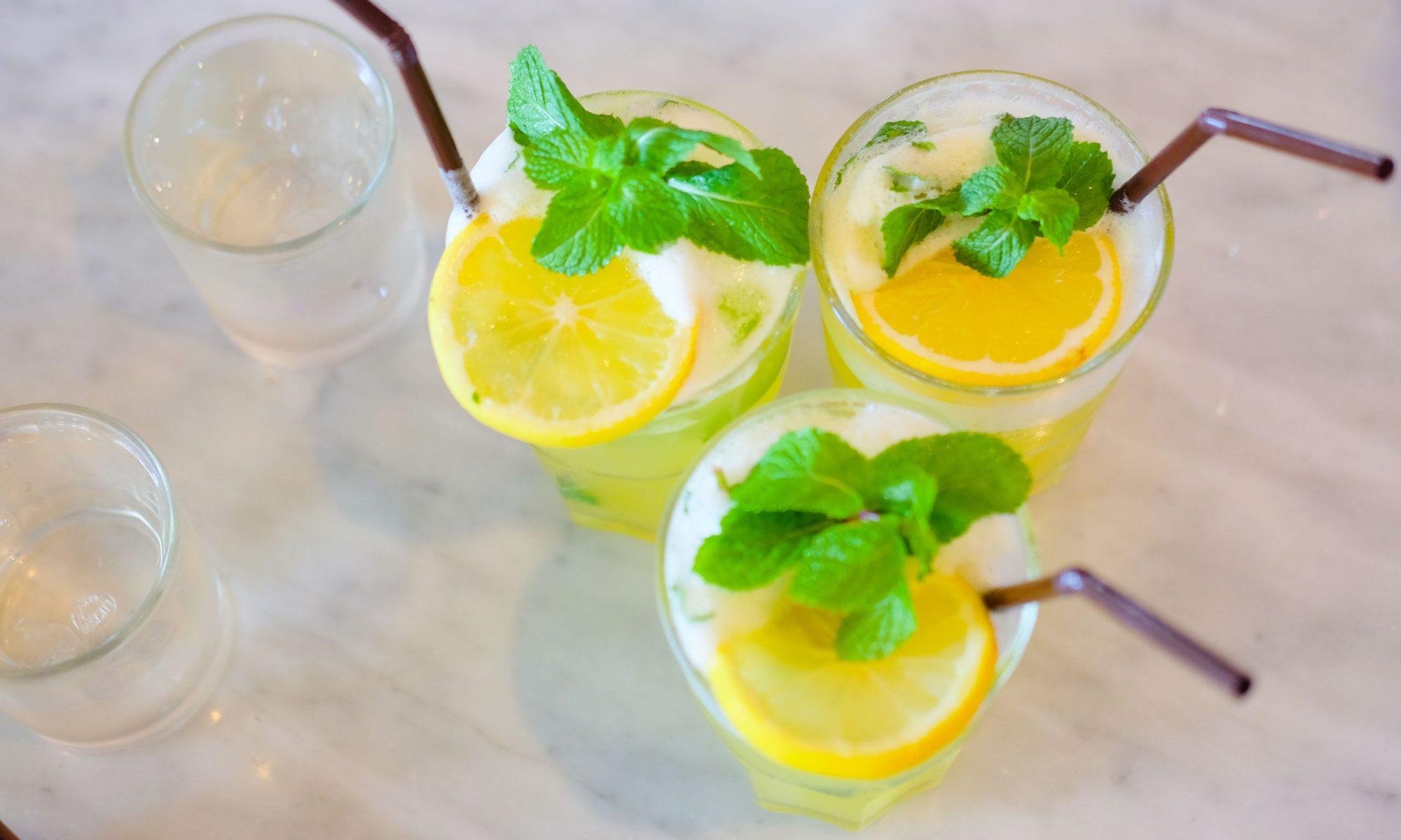 Как приготовить безалкогольный мохито с лимоном и мятой дома