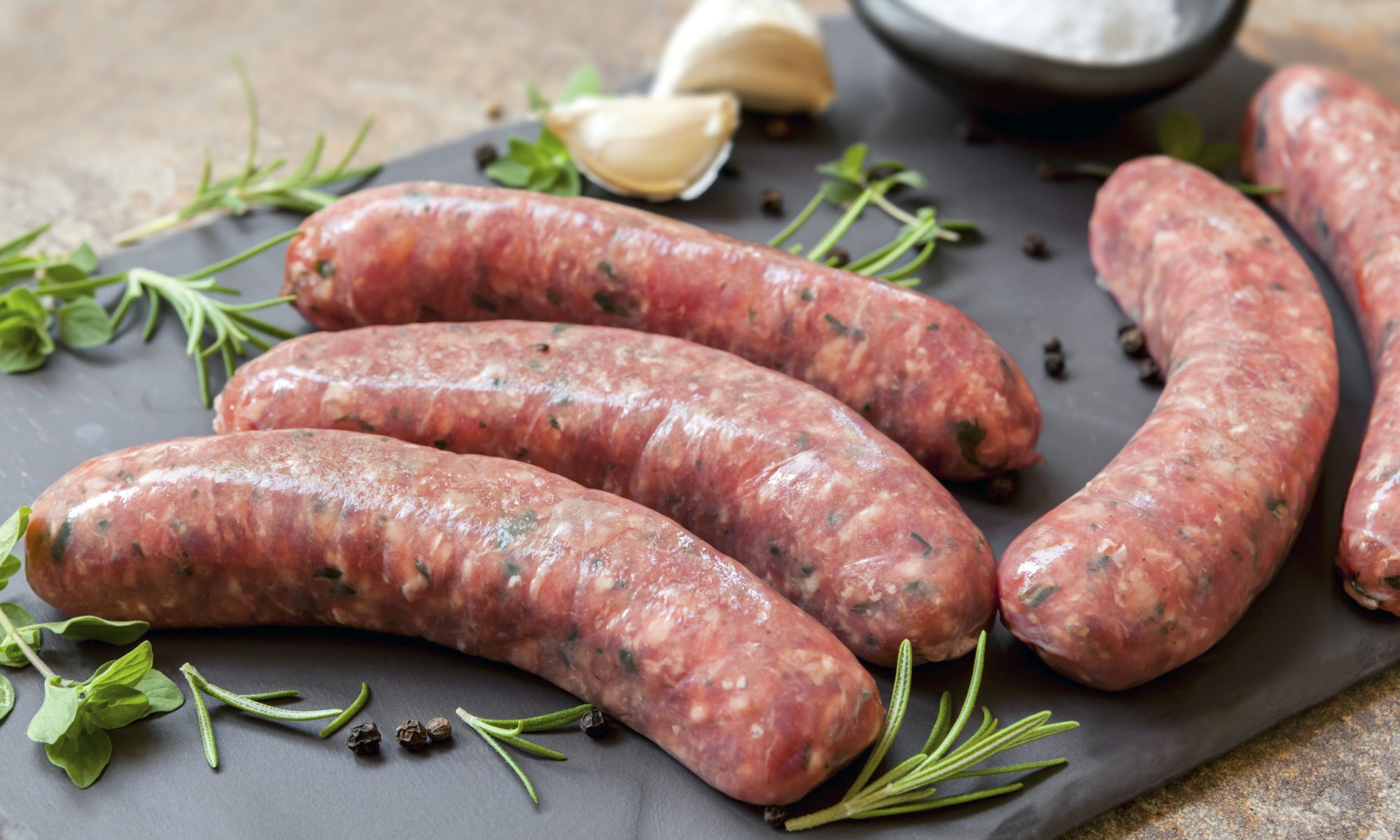 Чевапчичи — черногорские мясные колбаски на 23 февраля