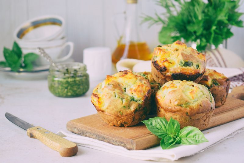 Домашние чикен-маффины на завтрак: сытно, вкусно, удобно