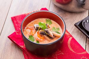 Тайский креветочный суп с кокосовым молоком и лемонграссом