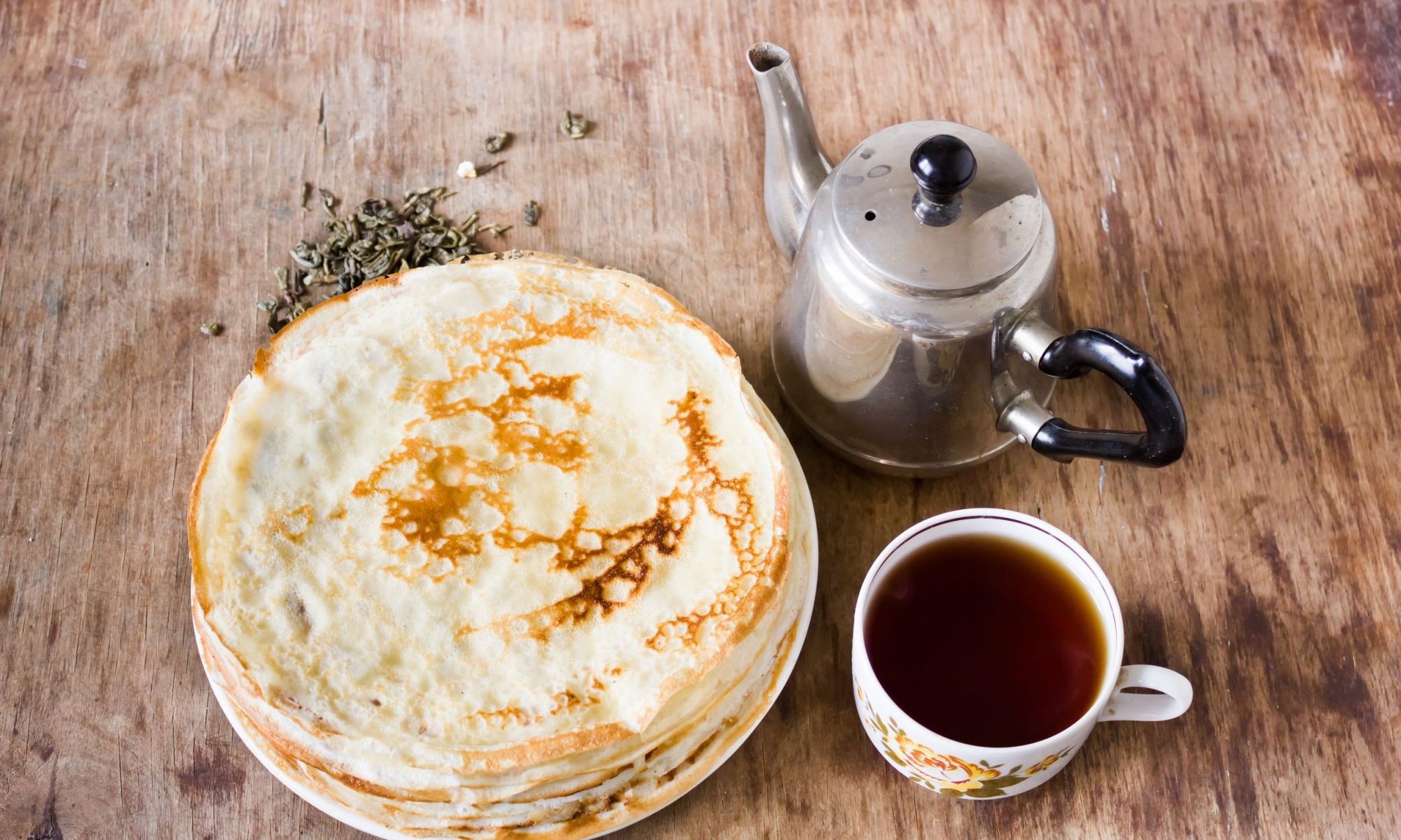 Блины на воде с яйцами: тонкие, эластичные и вкусные