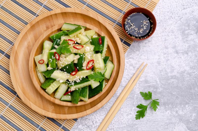 Как приготовить китайский салат из огурцов
