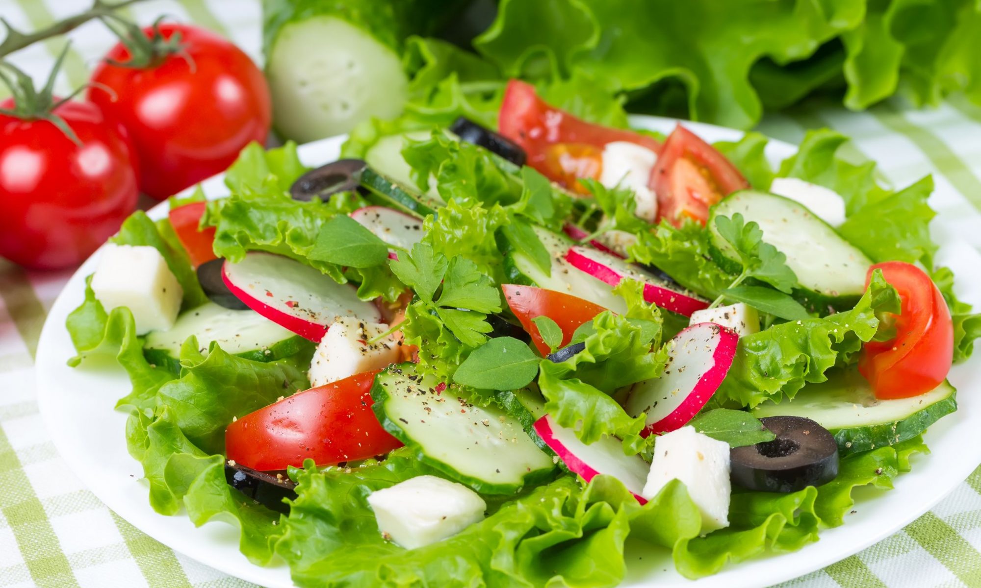 Листья салата: рецепты блюд из этого овоща