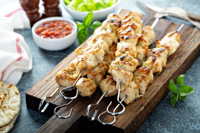 Шашлык из индейки с абрикосами: лёгкий и ароматный вкус лета