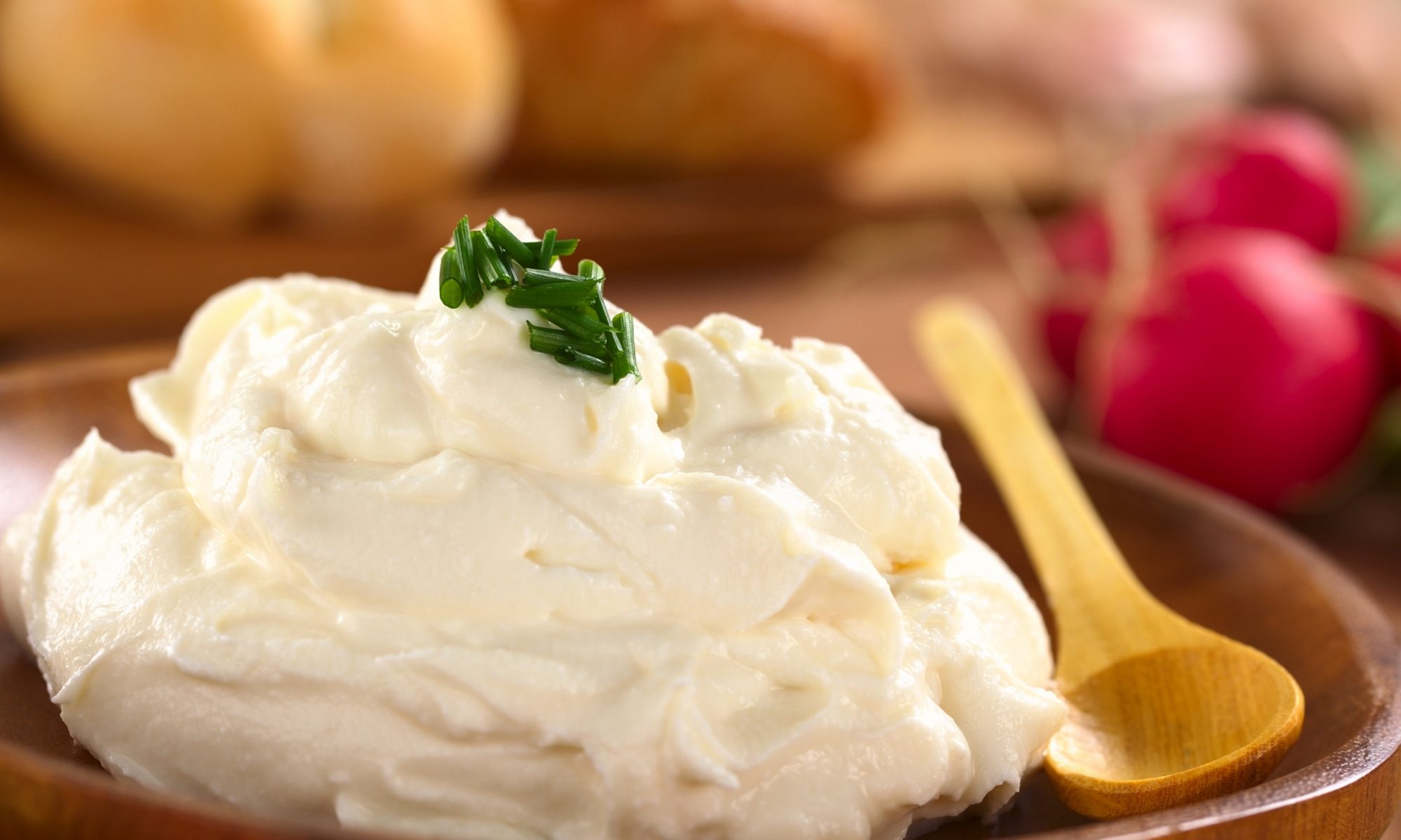 Cervelle de canut — французский крем из домашнего творога с травами