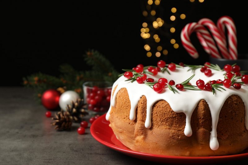 Шоколадный домашний торт на Рождество: рецепт с сухофруктами
