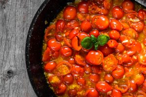 Черри-томаты в медово-горчичном соусе