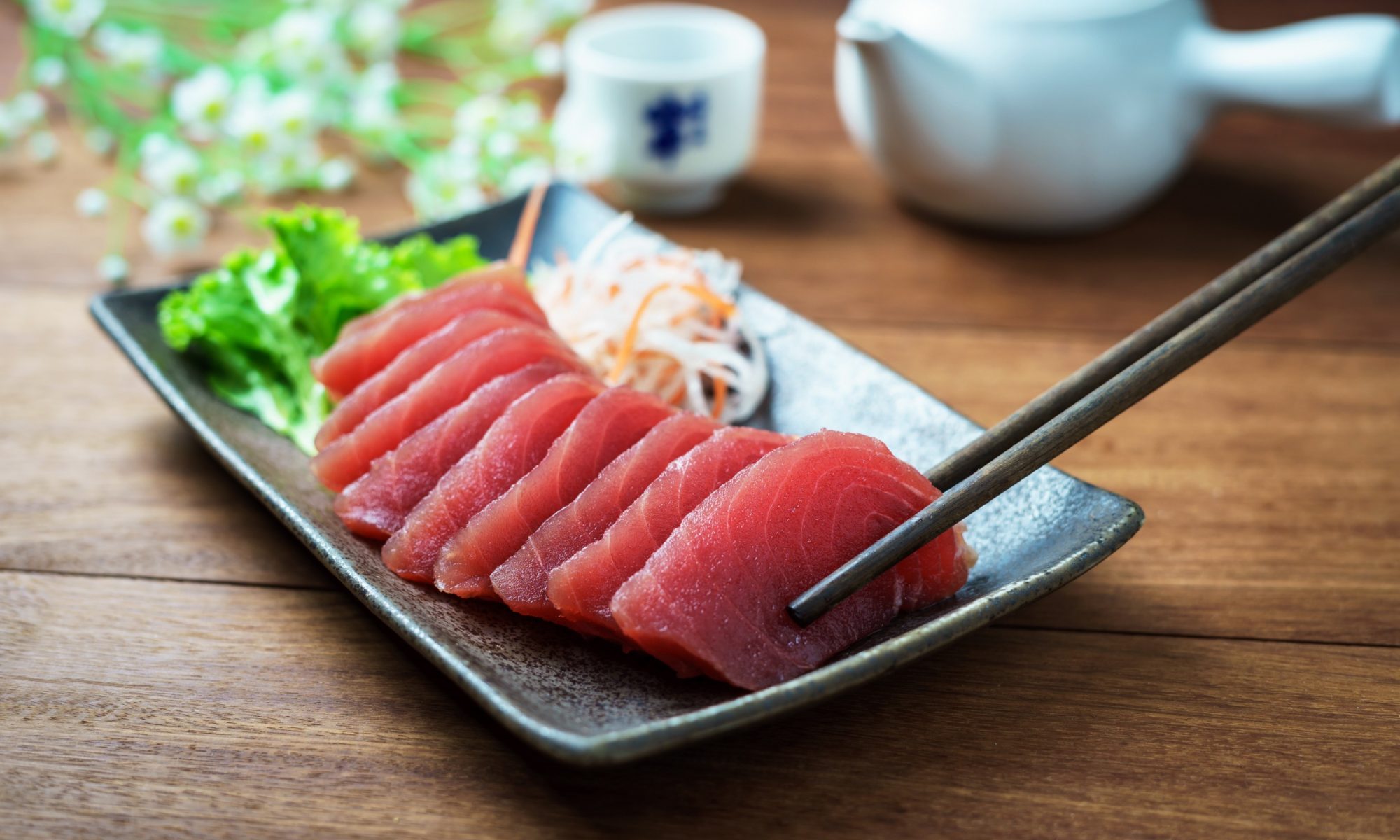 Тунец с манго