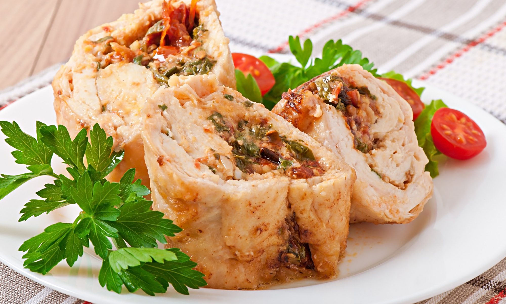 Куриные рулетики с мандаринами