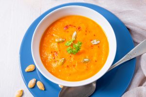 Поддержка и тепло - тыквенный суп с имбирем и кокосовым молоком