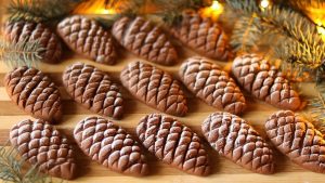 Новогоднее печенье "Шишки": пошаговый рецепт