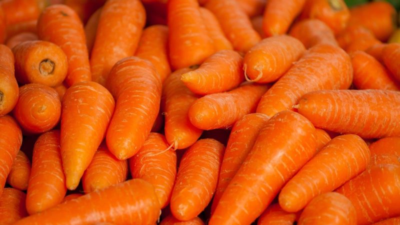 Морковные полоски с кремом