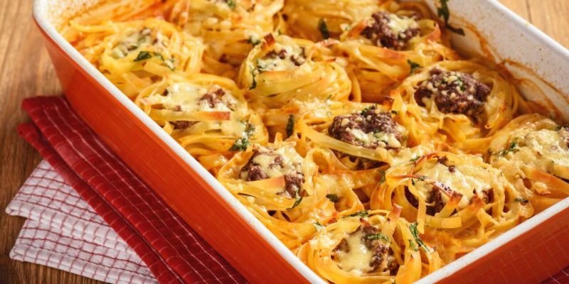 Гнезда со свининой: вкусный рецепт для семейного ужина